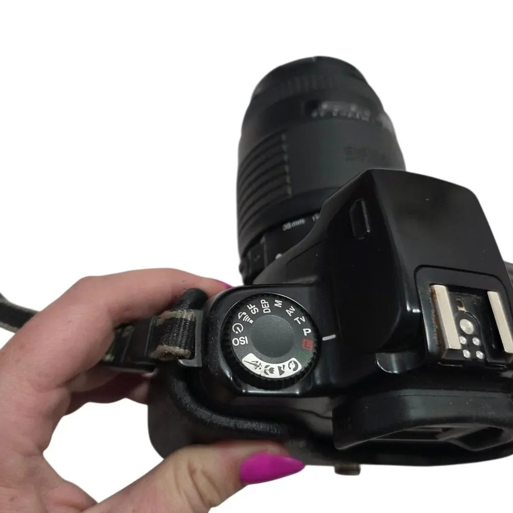 Canon EOS 1000F 35mm Film Camera Sigma UC Zoom 35-135mm Lens Untested